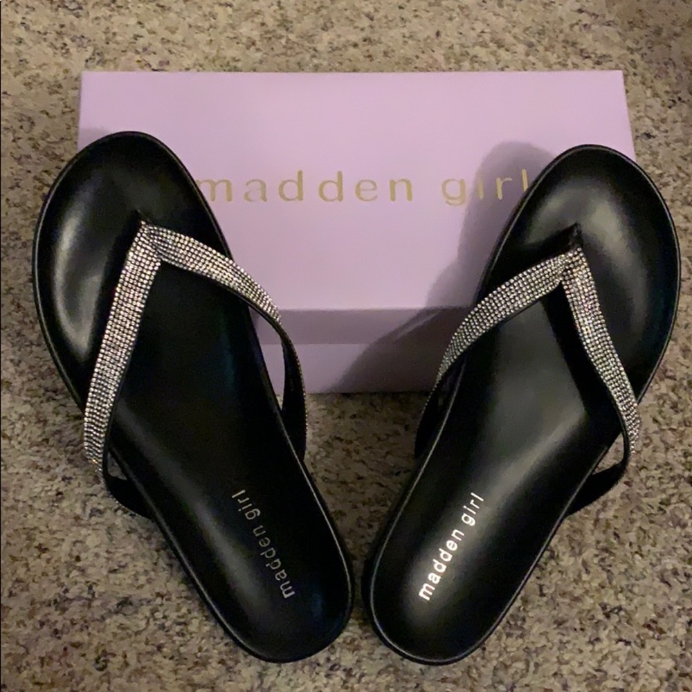 Madden girl sandal